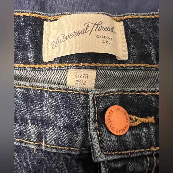 Universal Thread Women’s High Rise Bootcut Jeans Sz 4 27R - Picture 6 of 6